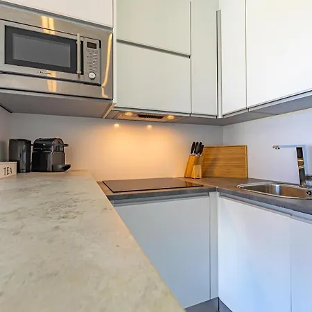 Large Terrace, Swimming Pool, Private Garage And Fiber Apartment