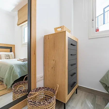 Apartment Large Terrace, Swimming Pool, Private Garage And Fiber