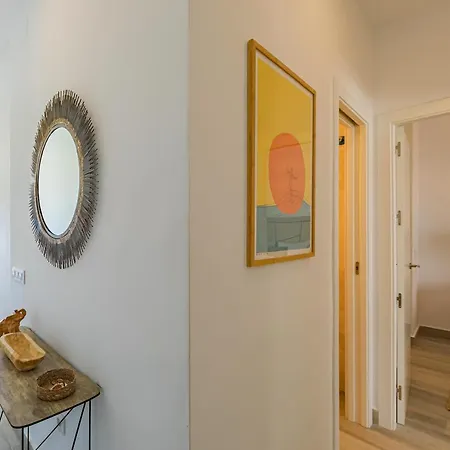 Apartment Large Terrace, Swimming Pool, Private Garage And Fiber *